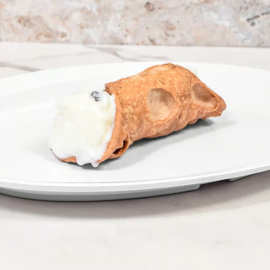 Cannoli.